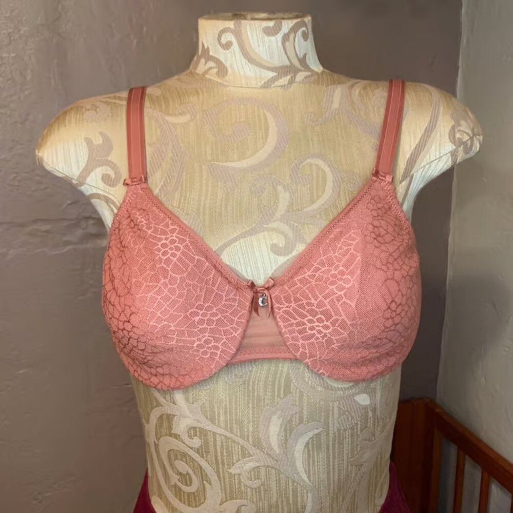 Chantelle C Magnifique Seamless Unlined Minimizer Bra 34C Pink Lace 💕 NWOT 💖✨